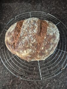 How to make sourdough bread